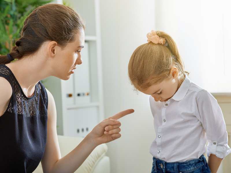 mother-talking-to-her-child