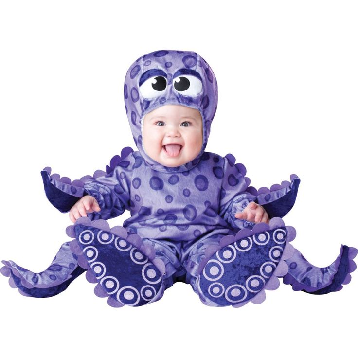 baby-on-adorable-alien-costume-on-adorable-baby-first-Halloween-costume-idea