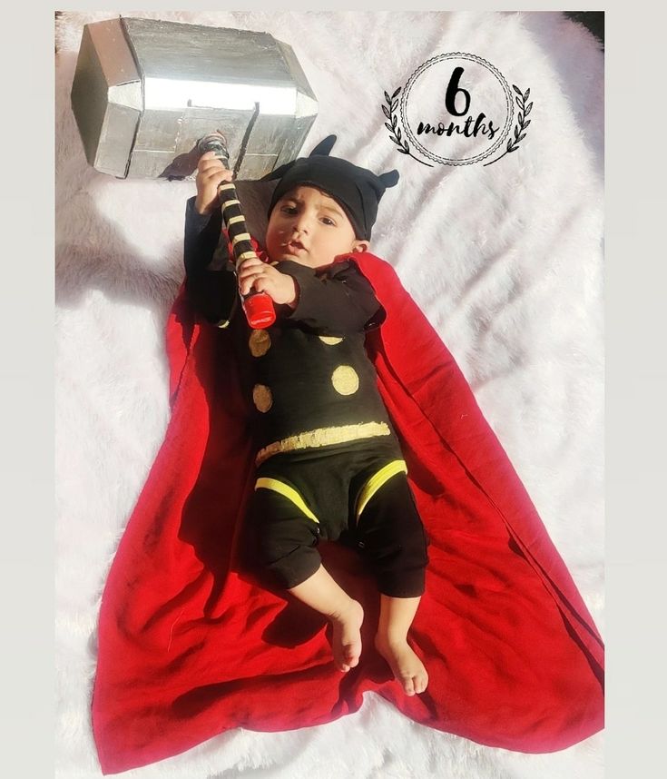 baby-on-mini-superhero-costume