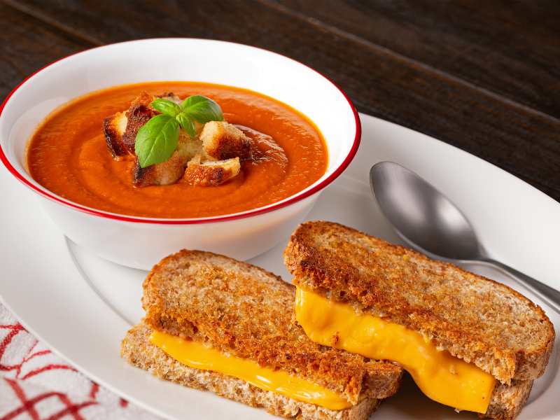 grilled-cheese-and-tomato-soup-on-a-white-tray-an-easy-weeknight-dinner-idea-for-the-family