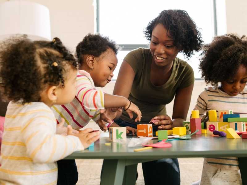 group-of-toddlers-building-and-playing-together