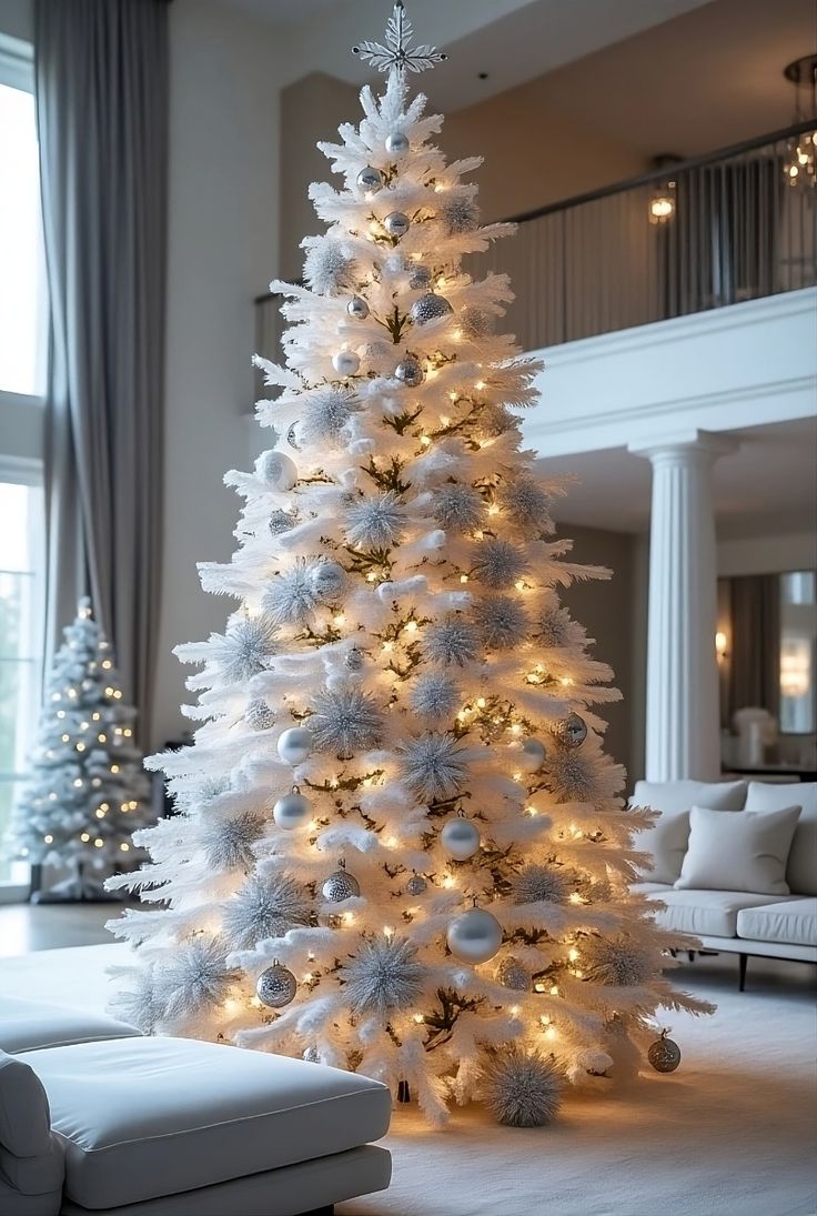 a-crystal-and-silver-Christmas-tree