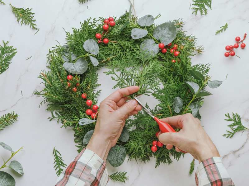 DIY-wreath-Christmas-decorations