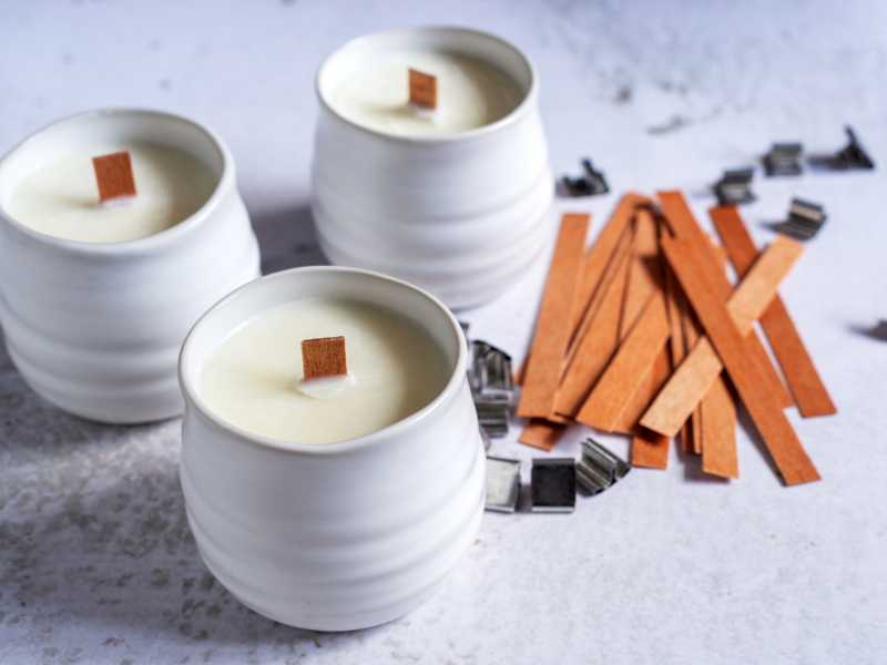 Christmas-gift-ideas-a-handmade-scented-candles-on-a-white-baackground