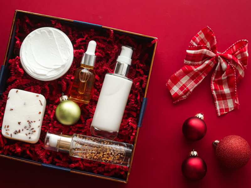 skincare-products-on-a-brown-box-a-gift-for-mothers