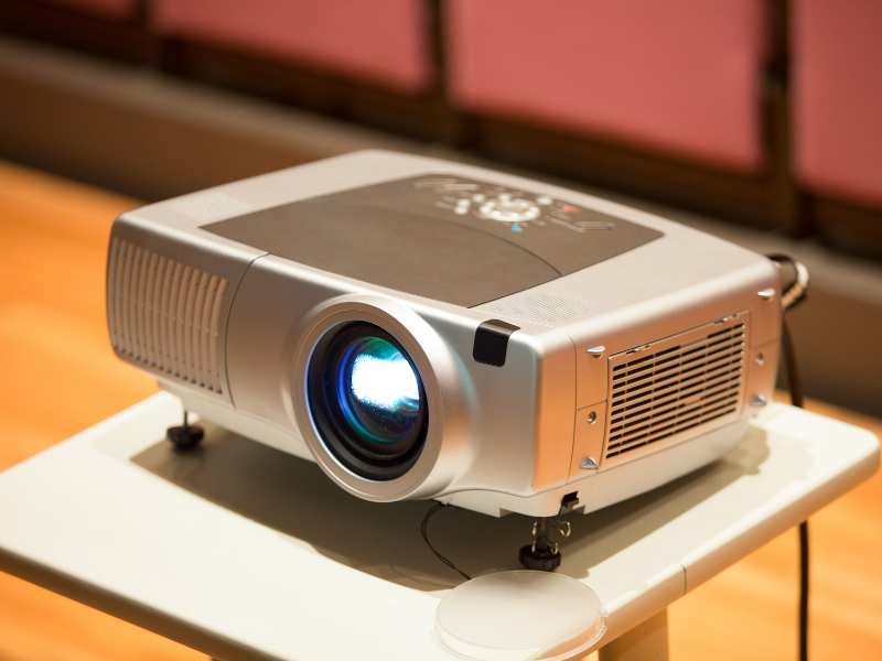 a-portable-projector-on-a-brown-table-a-Christmas-gift-ideas