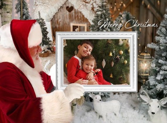 Santa-with-photo-frame-of-a-family