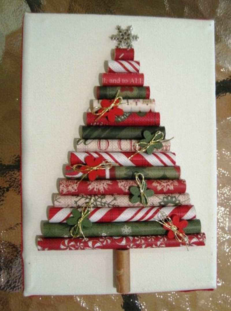 mini-Christmas-tree-made-with-cardboard-paper