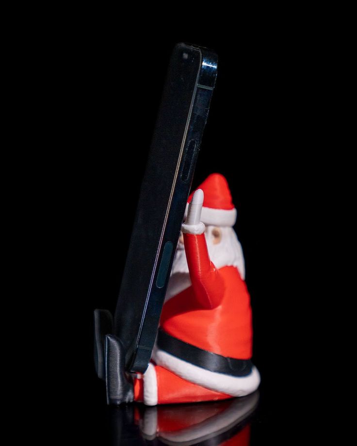 a-customized-Santa-phone-stand