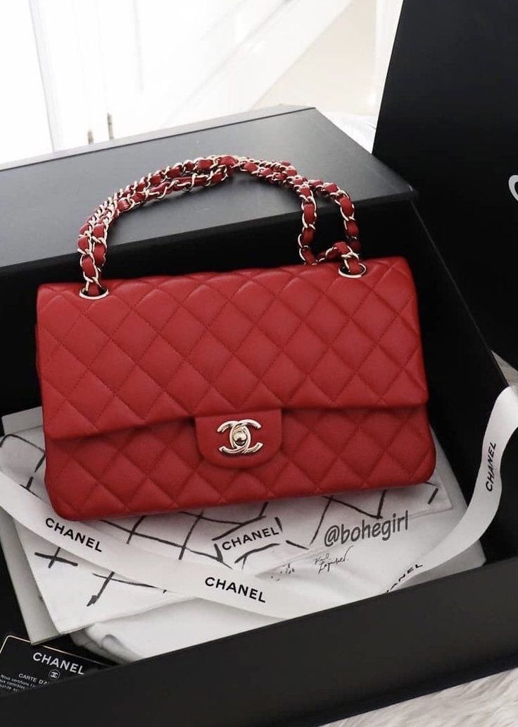 a-red-channel-handbag-gift-for-her