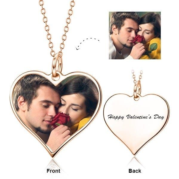 a-personalized-jewelry-of-a-man-and-a-woman-a-valentine's-day-gift