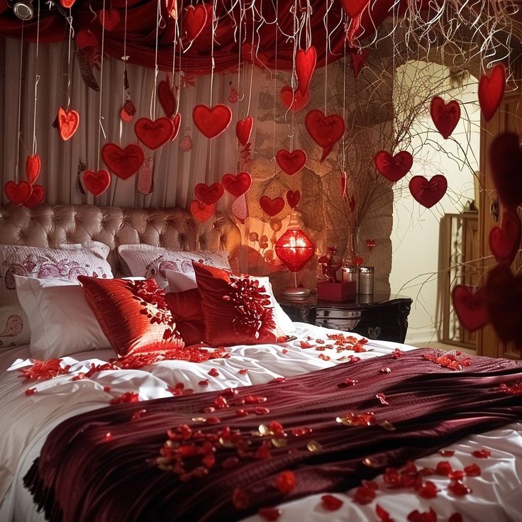 a-room-decorated-with-heat-shape