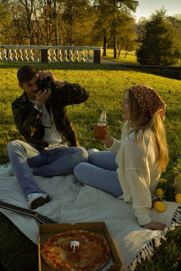 man-and-woman-on-a-starry-picnic