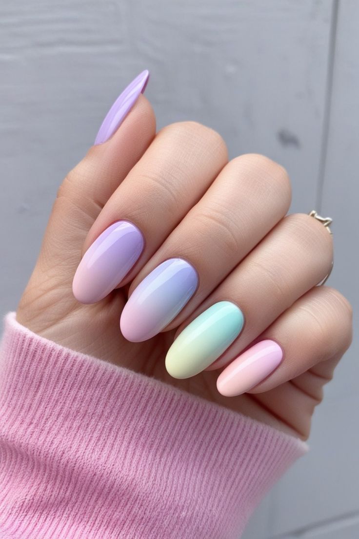 nails-painted-pastel-Ombre