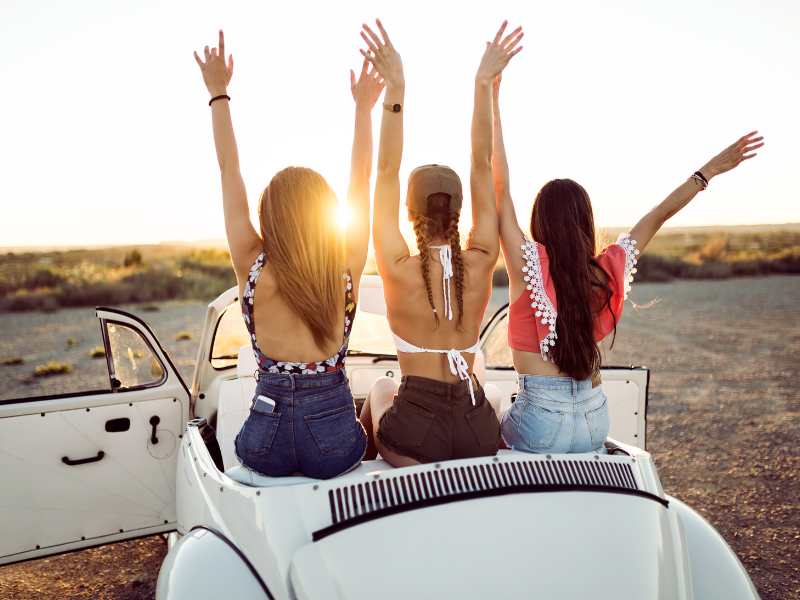 ladies-in-a-road-trip