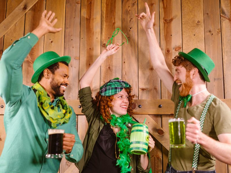 happy-people-celebrating-St-Patrick's-day-party