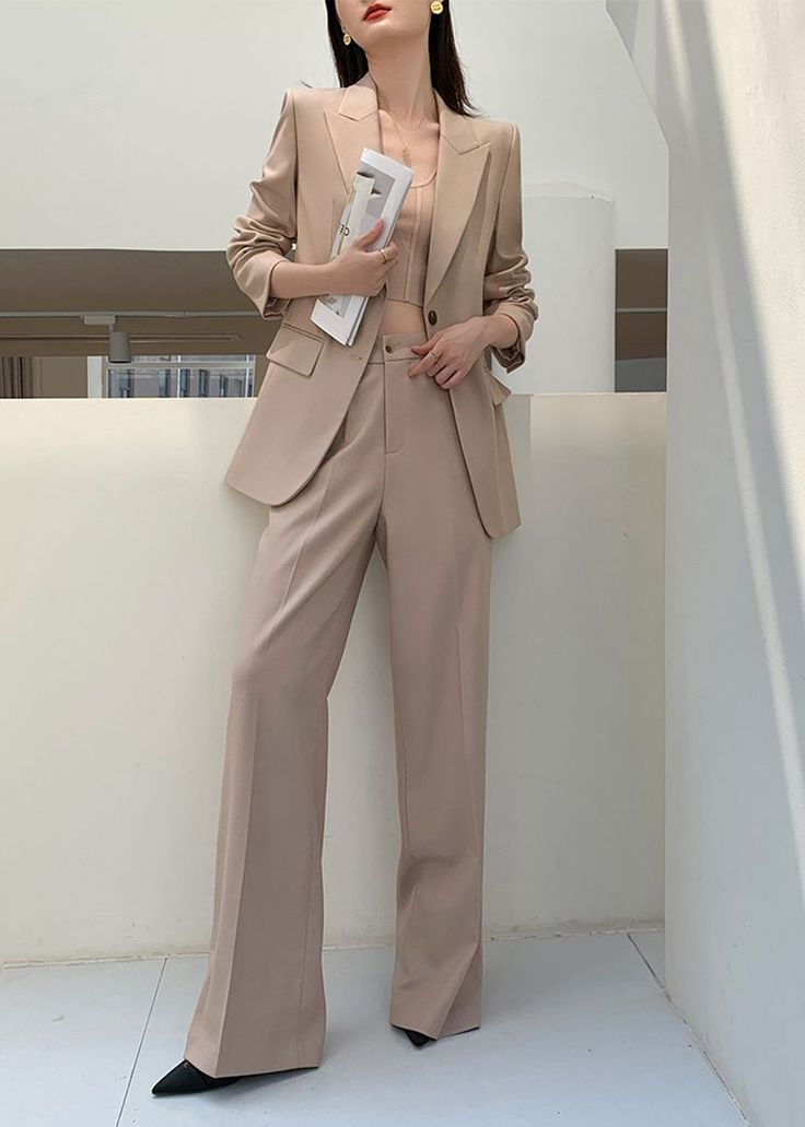 lady-on-brown-blazer-suit-and-wide-leg-pant-work-outfit