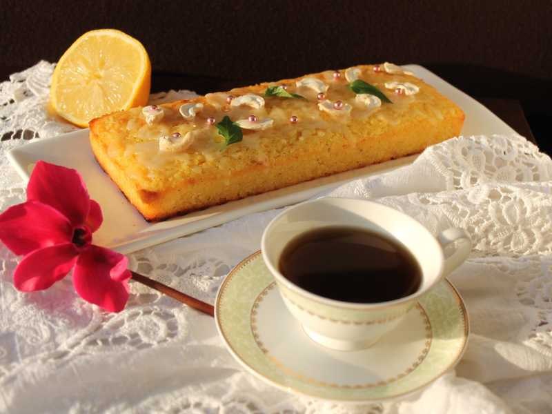 almond-lemon-cake-for-mothers-day-dinner