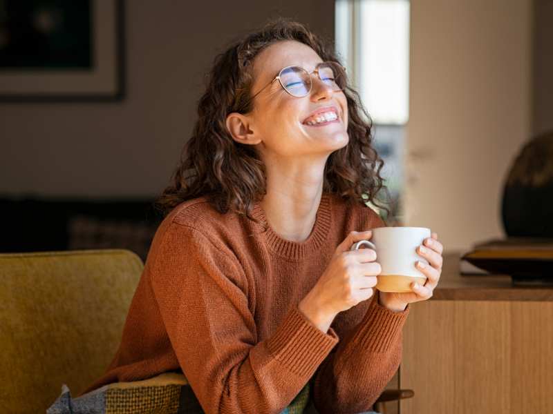 mom-with-brown-top-with-a-cup