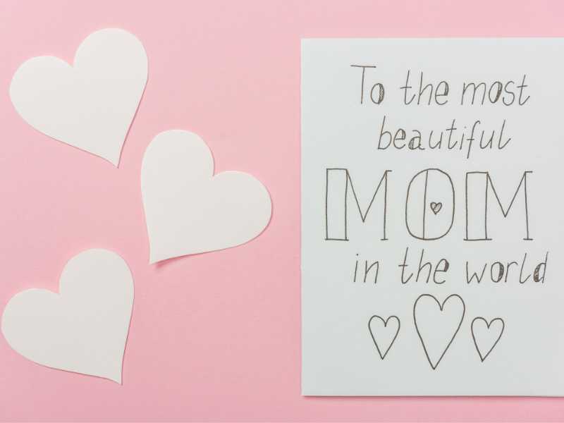 a-beautiful-pink-handwritten-card-for-mothers-day