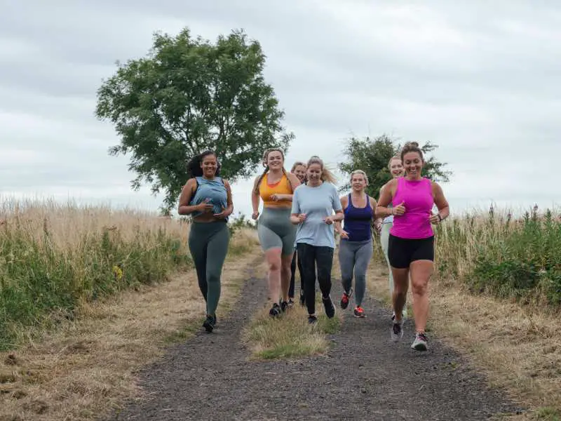 group-of-women-running