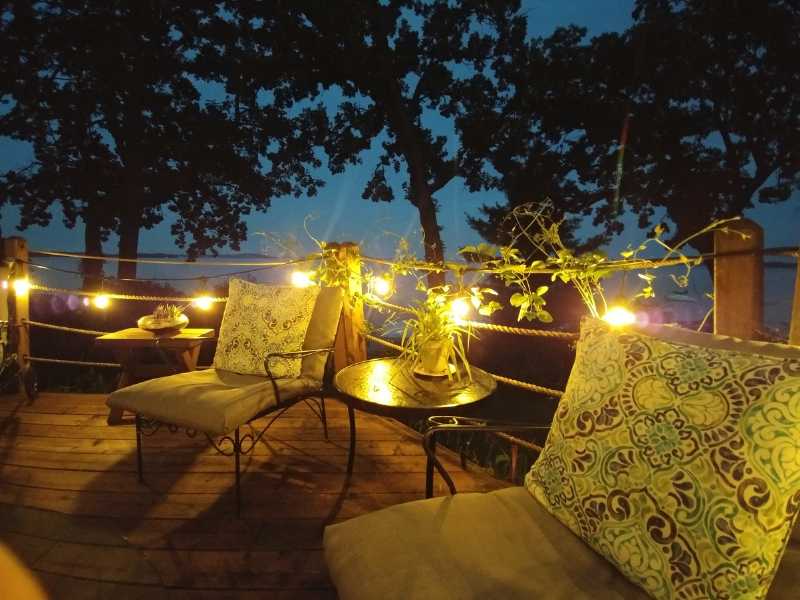 lantern-round-chairs-in-a-garden