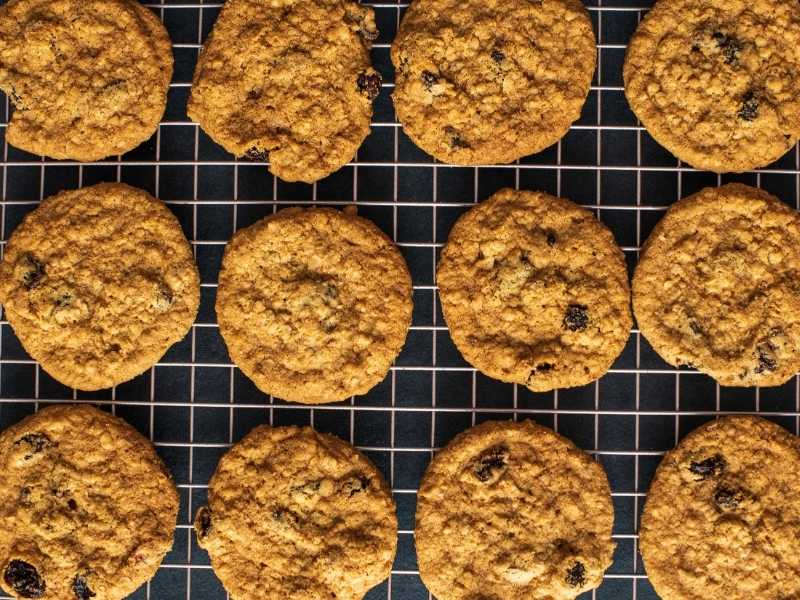 oatmeal-raisin-cookies-gluten-free