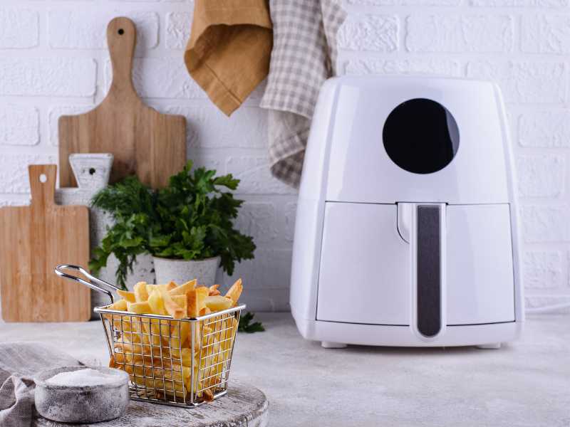 sweet-potato-fries-in-a-rack