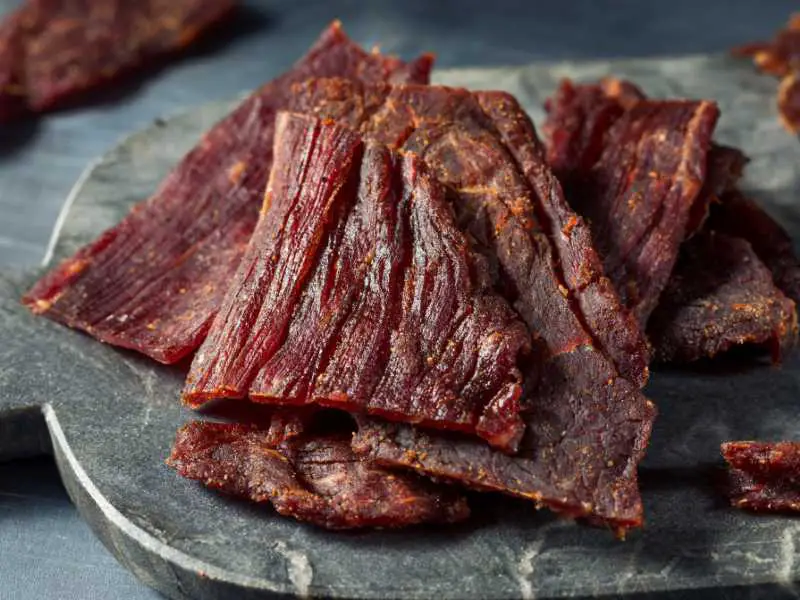 turkey-jerky-in-a-serving-plate