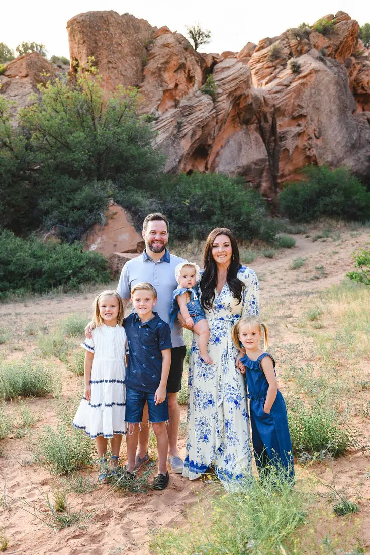 family-with-a-classic-nave-blue-outfit 