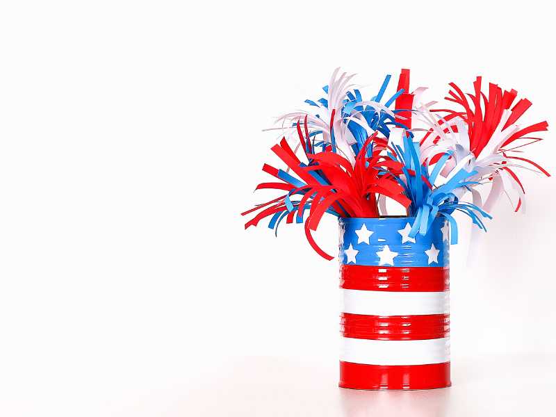 firework-center-piece-with-red-white-and-blue