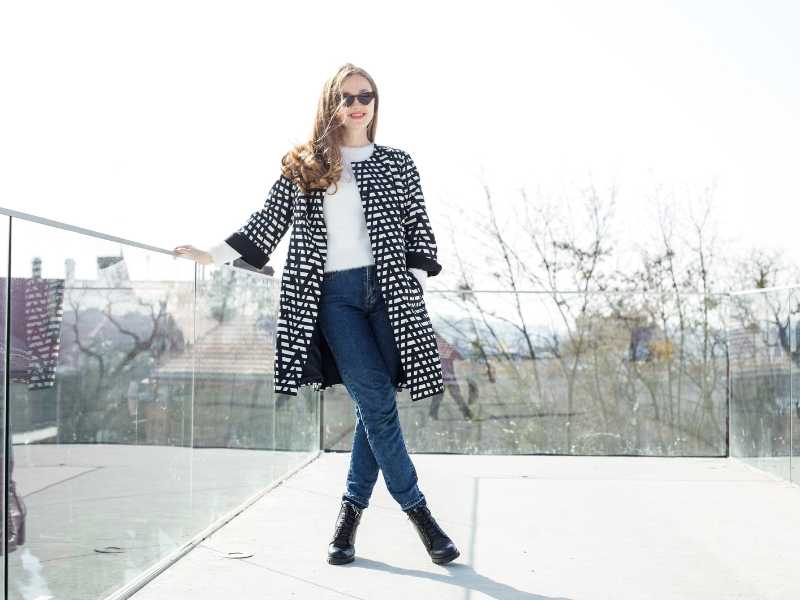 a-lady-with-a-rustic-outfit