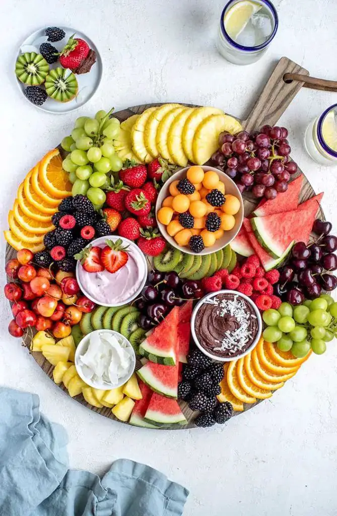 fruit-platter-on-the-table