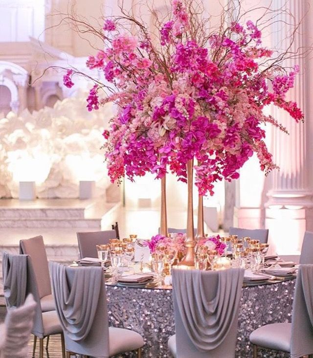 pink-and-white-floral-centerpiece