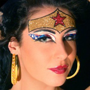 a-lady-with-gold-black-and-red-face-painting-4th-of-july-face-paint-ideas