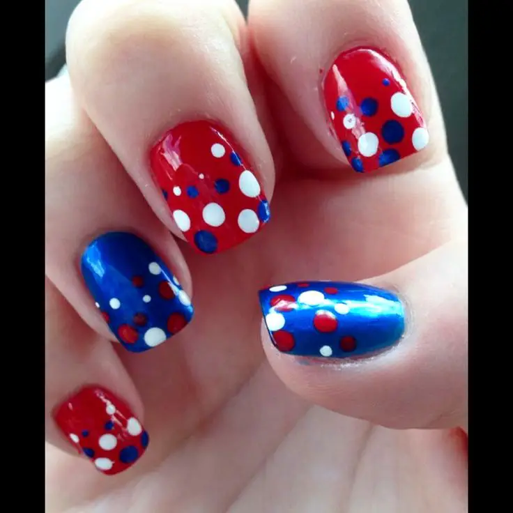 patriotic-polka-dot-nail-designs