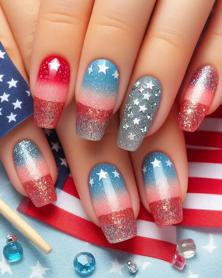 star-spangled-accent-nails