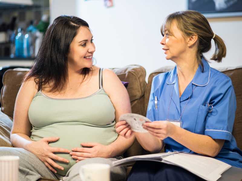 mom-calculate-her-due-date