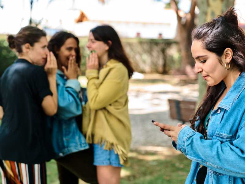 connecting-with-friends