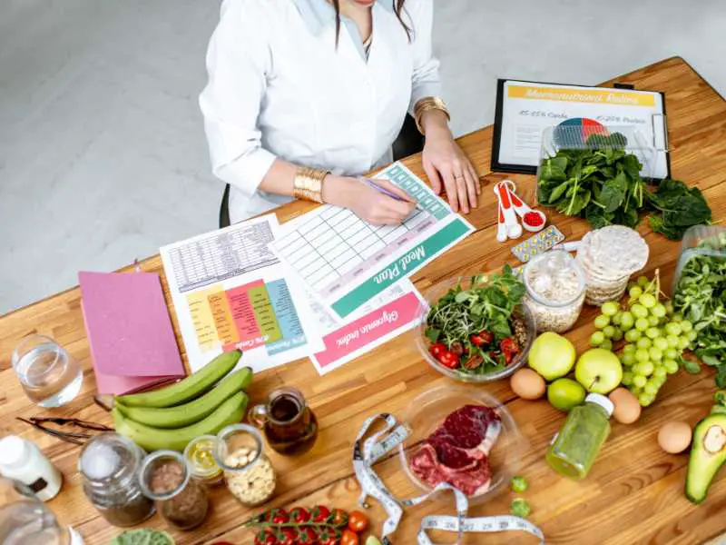 healthy-eating-plan-pregnance-checklist-by-trimester
