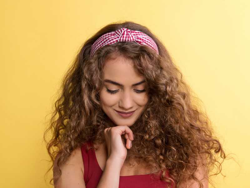 headband-to-achieve-a-heat-free-summer-hairstyle