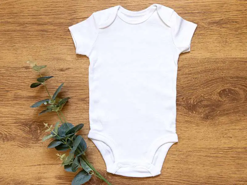 white-extra-onesies-to-survive-summer-vacation-with-a-new-born