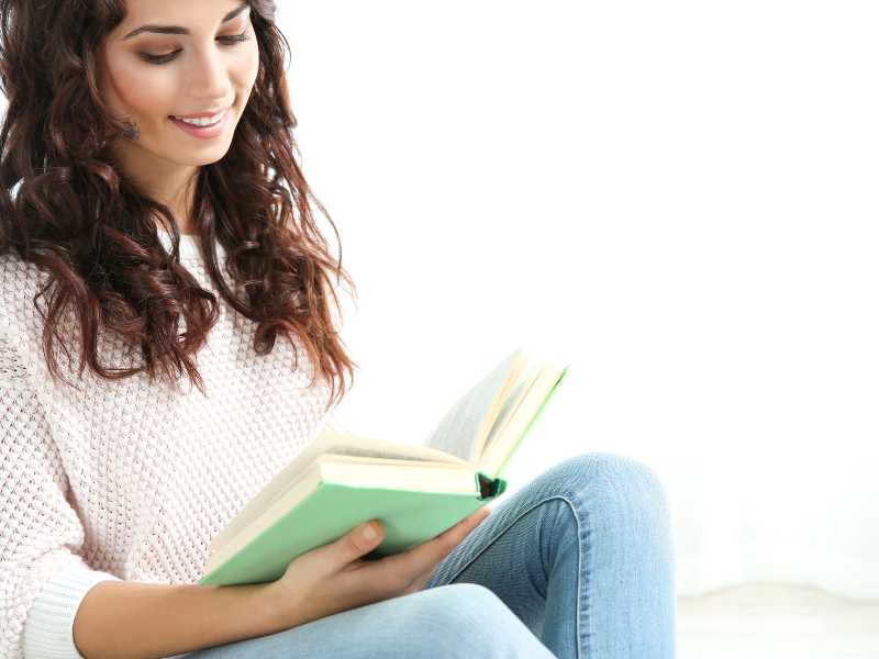 mom-relaxing-and-reading-limiting-social-media