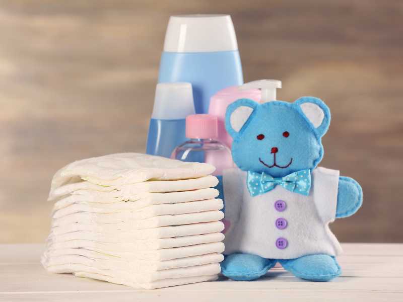 plenty-of-diaper-for-baby-to-survive-summer-vacation-with-a-newborn