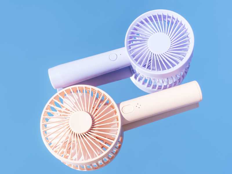 potable-fans-to-survive-summer-vacation-with-a-newborn