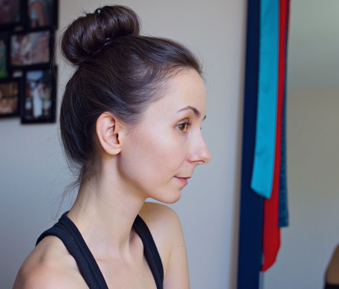 sock-bun-hairstyle
