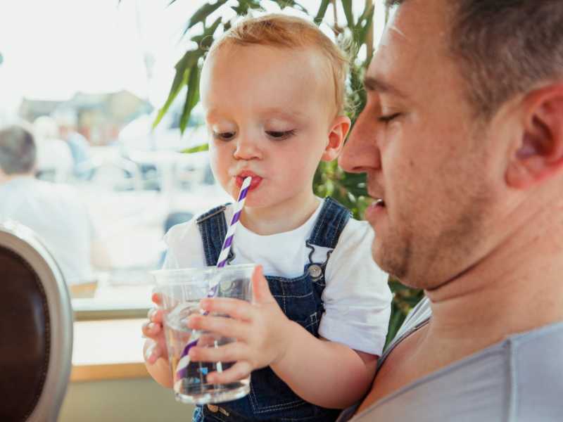 toddler-drinking-water-to-stay-hydrated