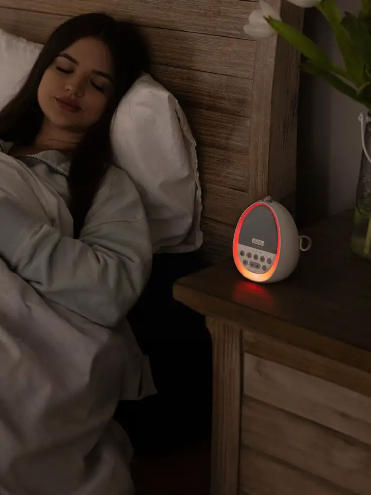 sleeping-with-white-noise-mechine