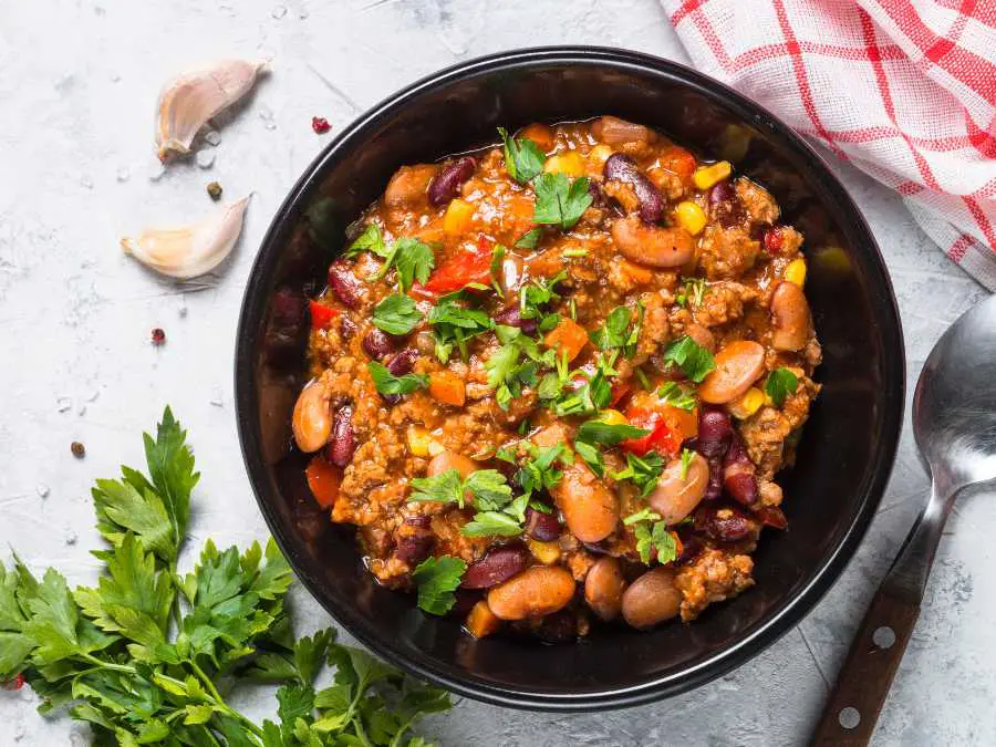 beef-and-beans-chili-in-a-bowl