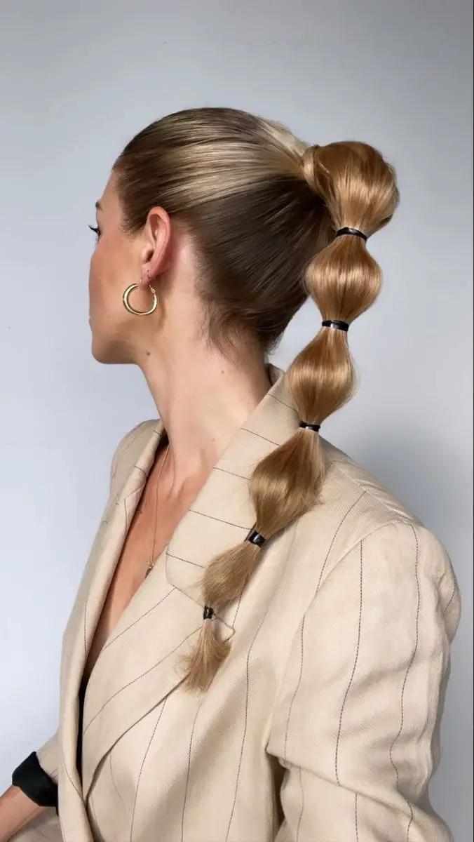 ponytail-hair-style-to-achieve-no-heat-hairstyle-for-mom-under-5-minute
